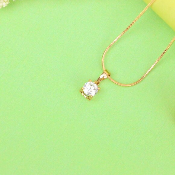 "Petite Round White Stone Rose Gold Pendant in Classic Solitaire Style, XPPT1514 - Picture 3 of 12